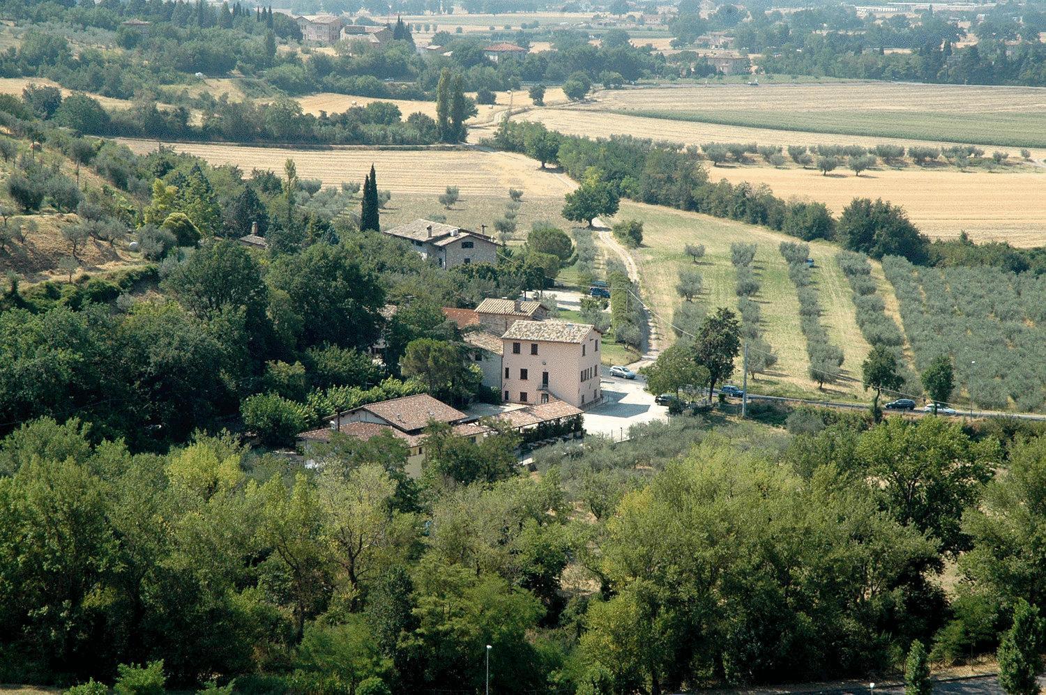 Hotel Ponte San Vittorino أسيسي المظهر الخارجي الصورة