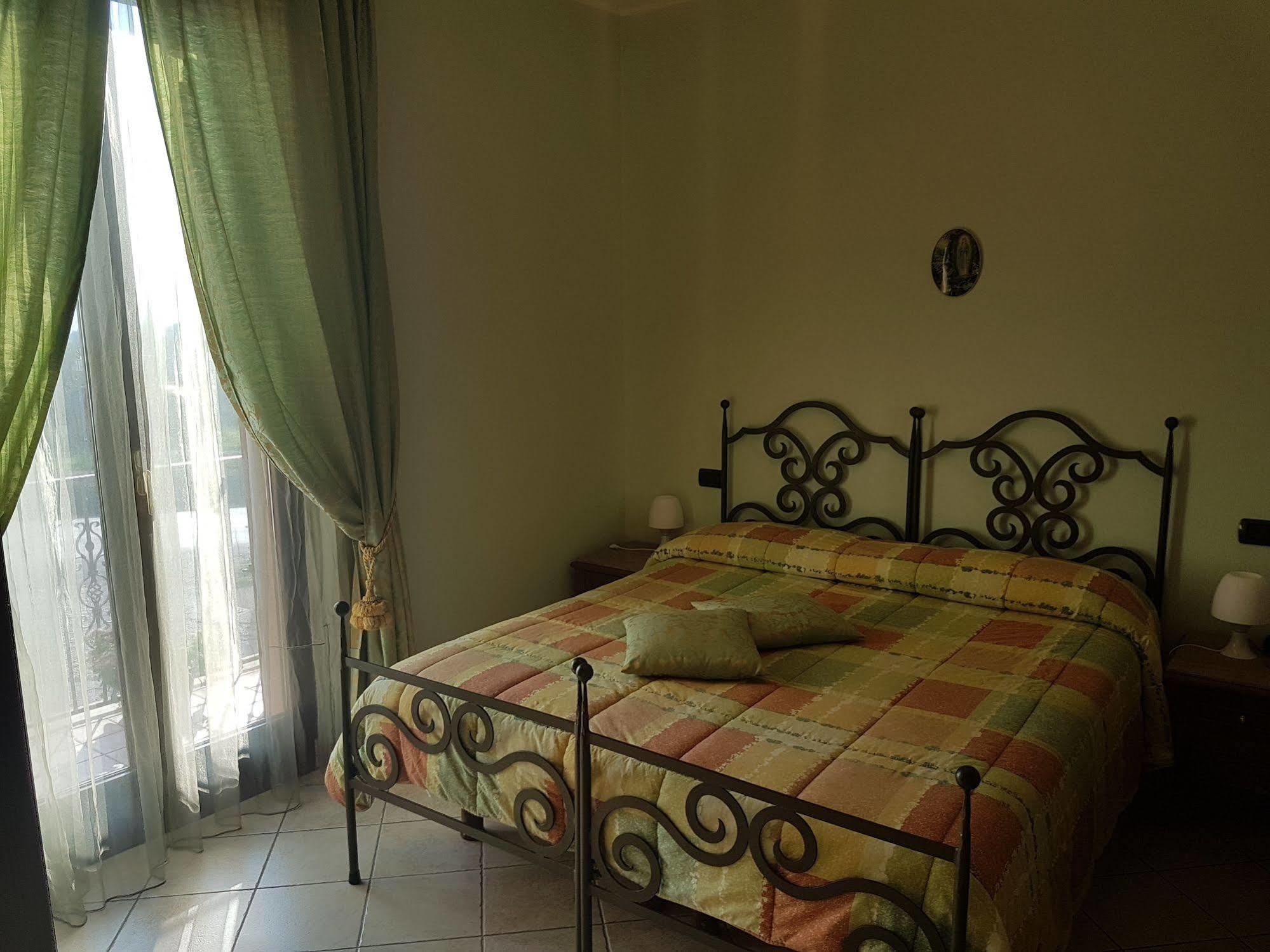 Hotel Ponte San Vittorino أسيسي المظهر الخارجي الصورة