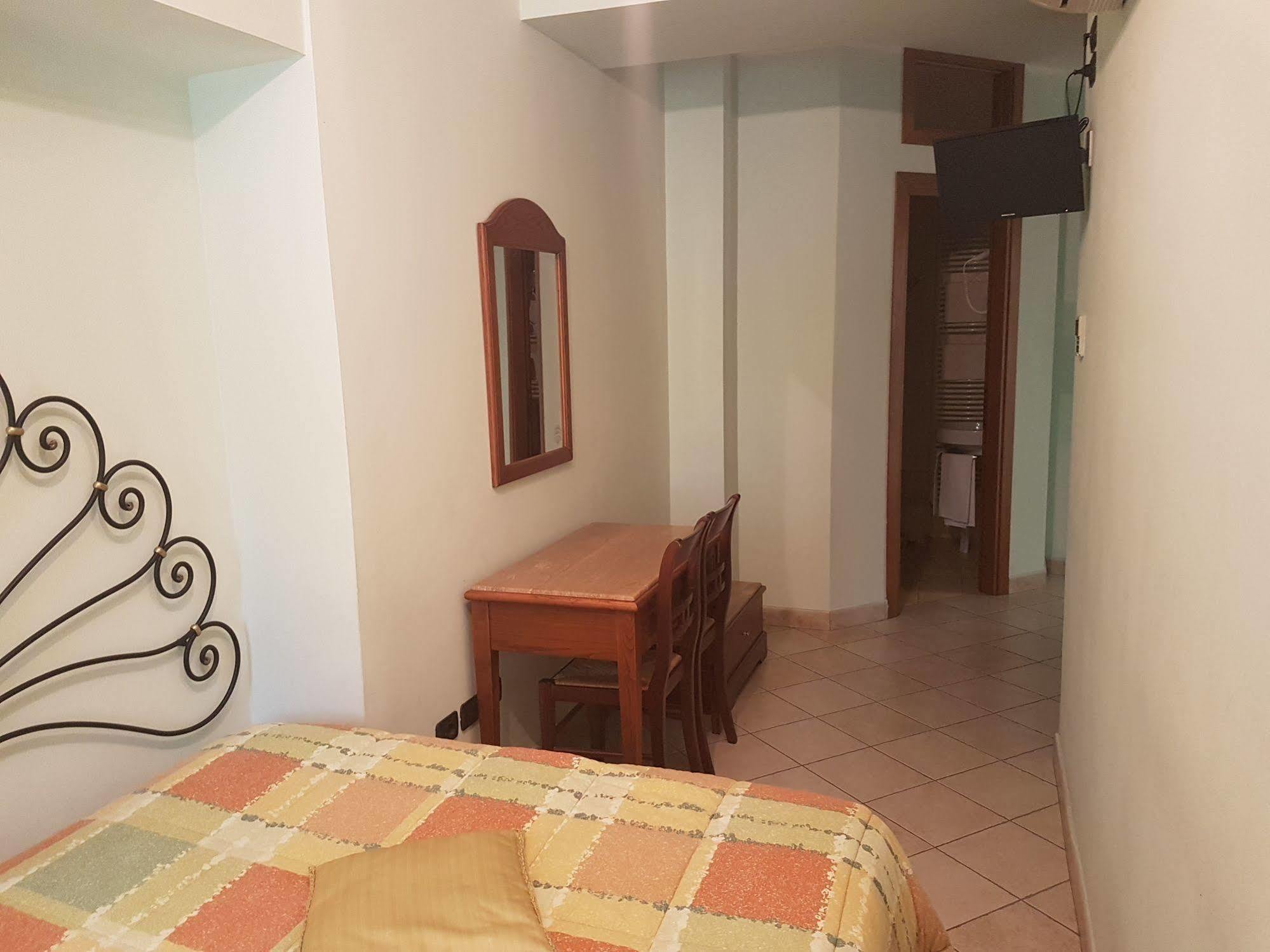 Hotel Ponte San Vittorino أسيسي المظهر الخارجي الصورة
