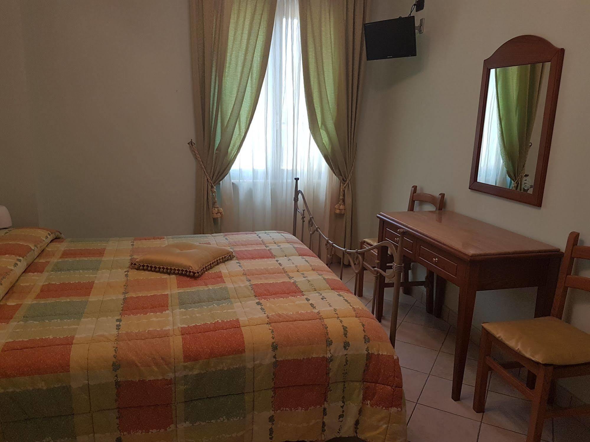 Hotel Ponte San Vittorino أسيسي المظهر الخارجي الصورة